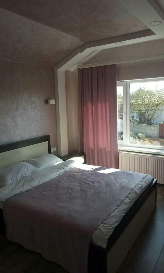 Royal House Villa Kamianets-Podilskyi Ngoại thất bức ảnh